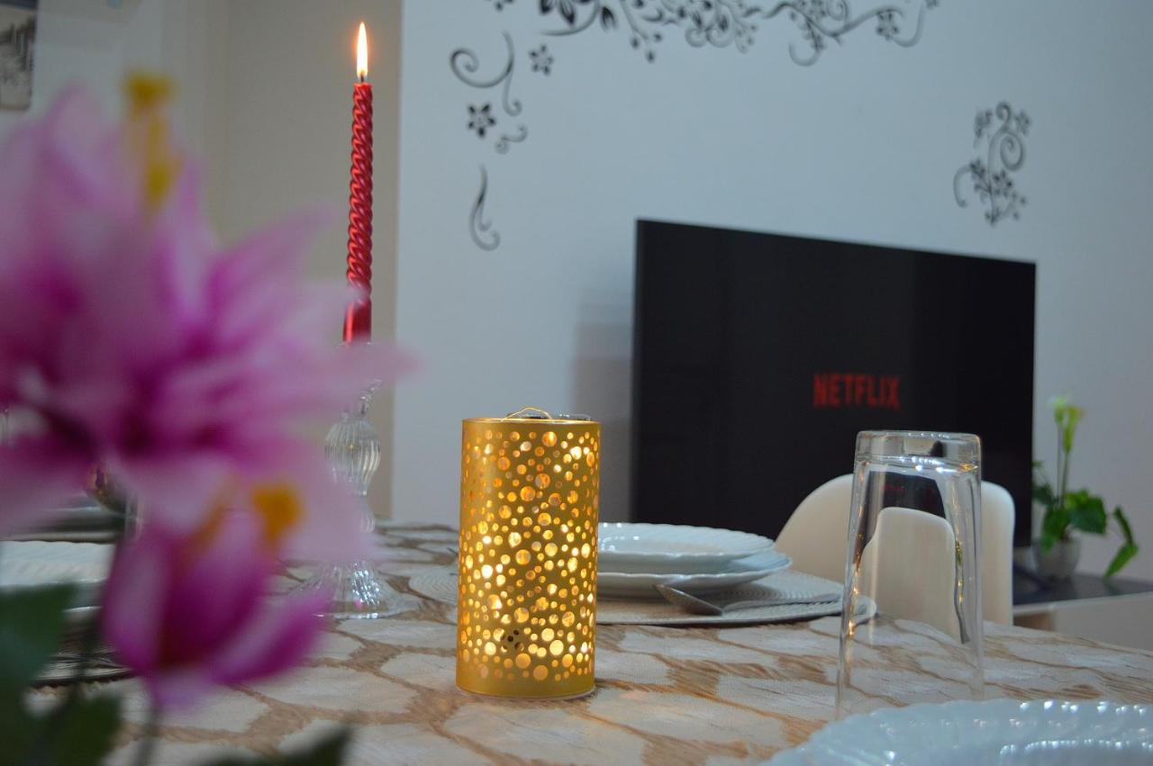 Appartement Domus Cavour à Civitavecchia Extérieur photo
