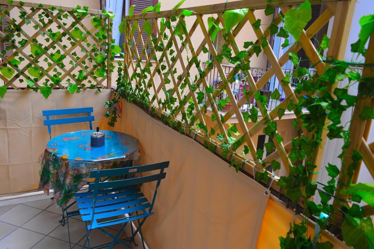 Appartement Domus Cavour à Civitavecchia Extérieur photo