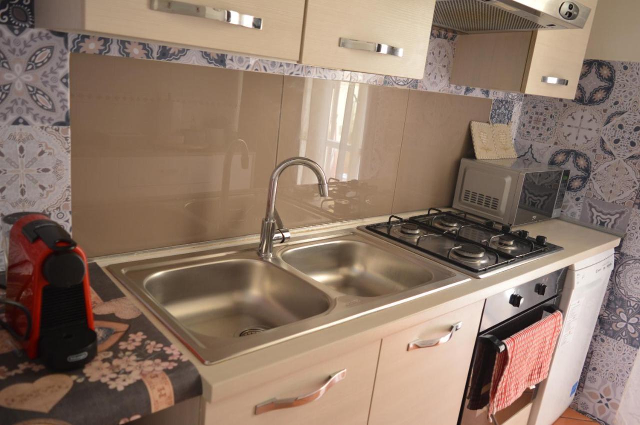 Appartement Domus Cavour à Civitavecchia Extérieur photo